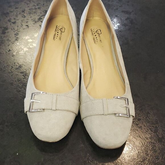 I love comfort shoes - Picture 1 of 5